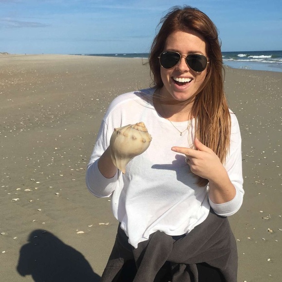 Meet your Posher, Paige - Picture 1 of 1